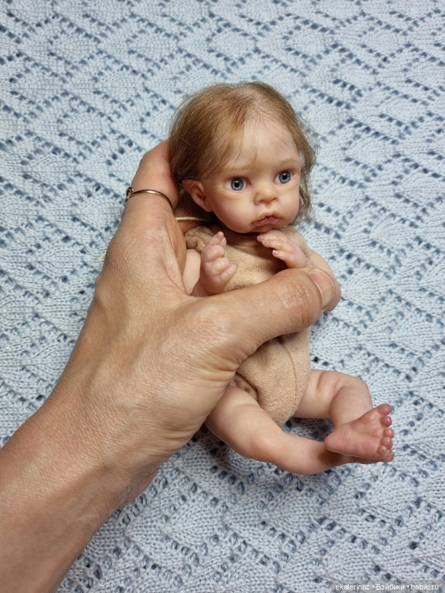 Голубоглазая красавица Flora by Yulia A.Shaver (фото 10)