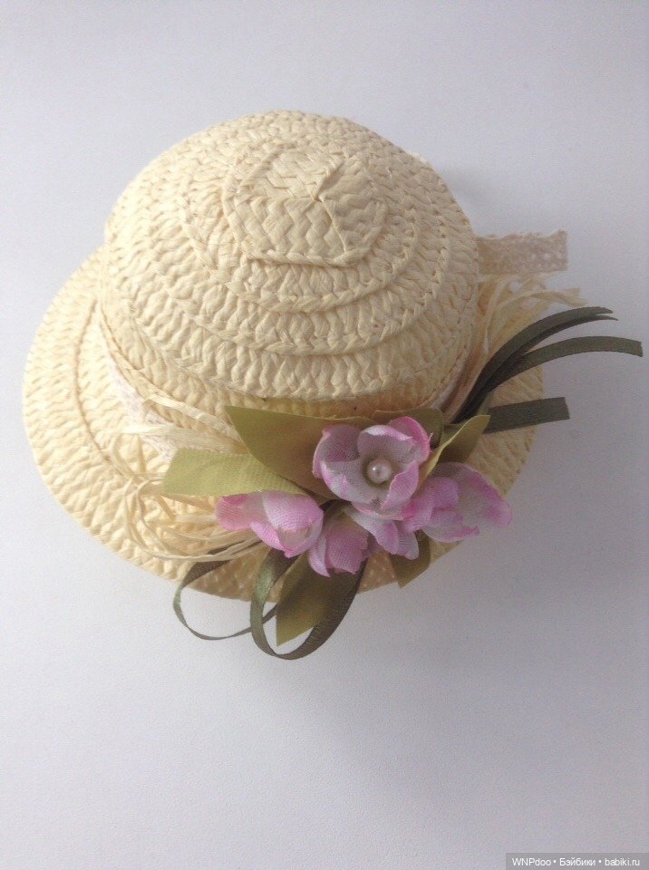 Шляпа с букетиком цветов яблони (фото 2)