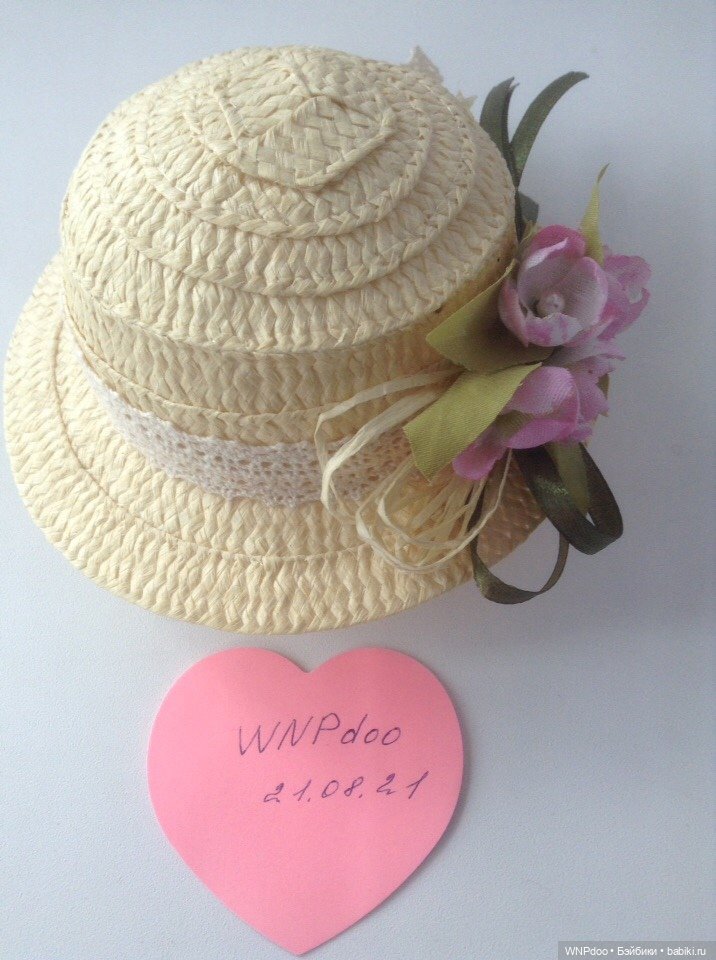 Шляпа с букетиком цветов яблони (фото 7)