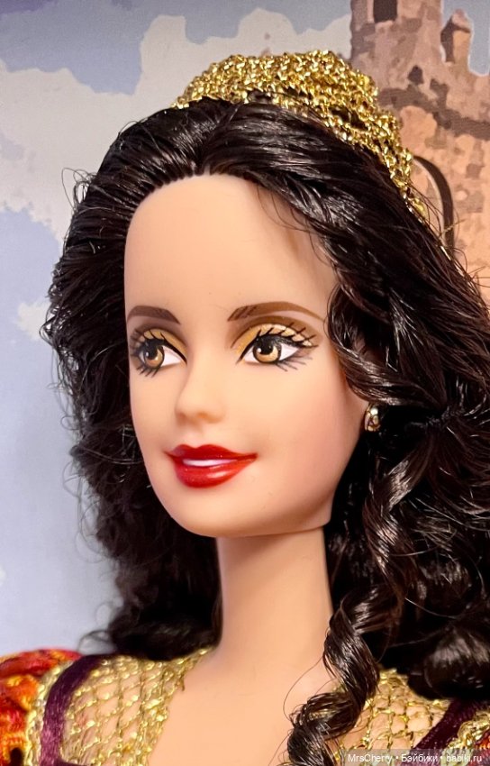 Принцесса Португалии / Princess of the Portuguese empire Barbie (фото 9)