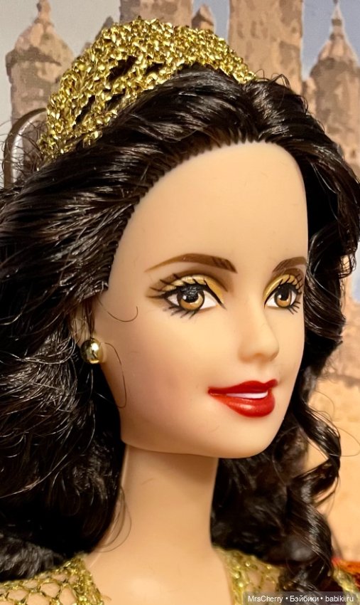 Принцесса Португалии / Princess of the Portuguese empire Barbie (фото 8)