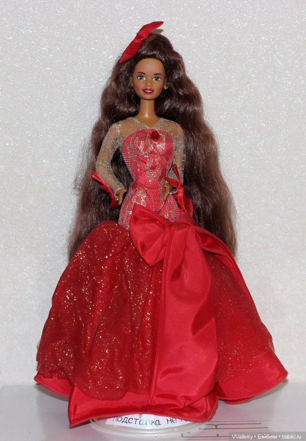 Barbie Radiant In Red Christie AA 1992 803179