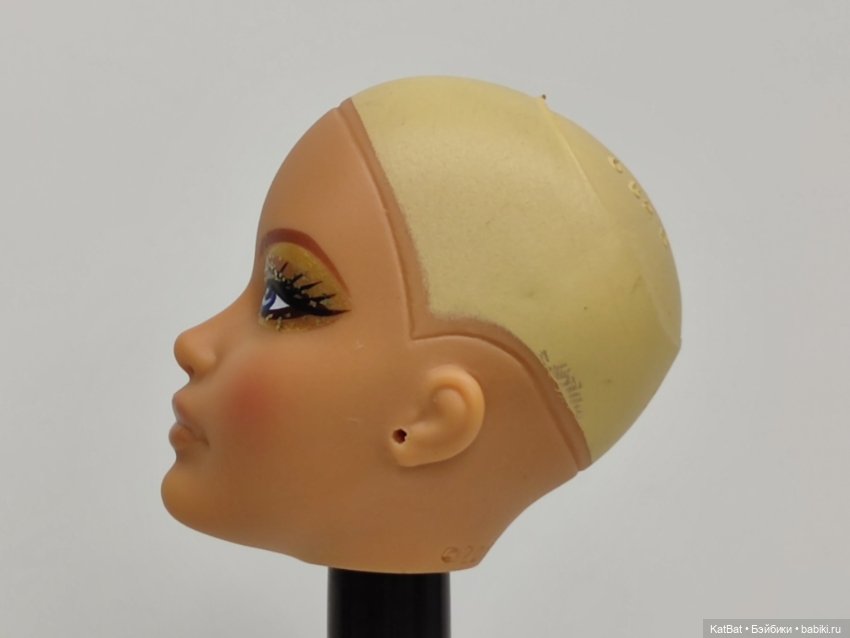Голова болванка Барби Golden Galaxy Convention Doll (фото 5)