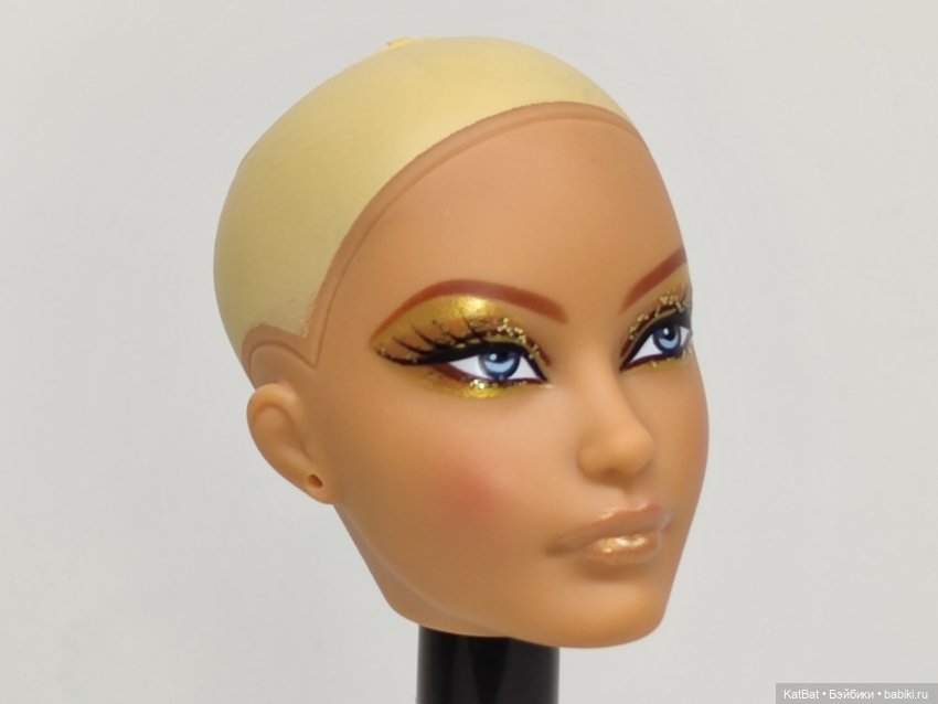 Голова болванка Барби Golden Galaxy Convention Doll (фото 2)