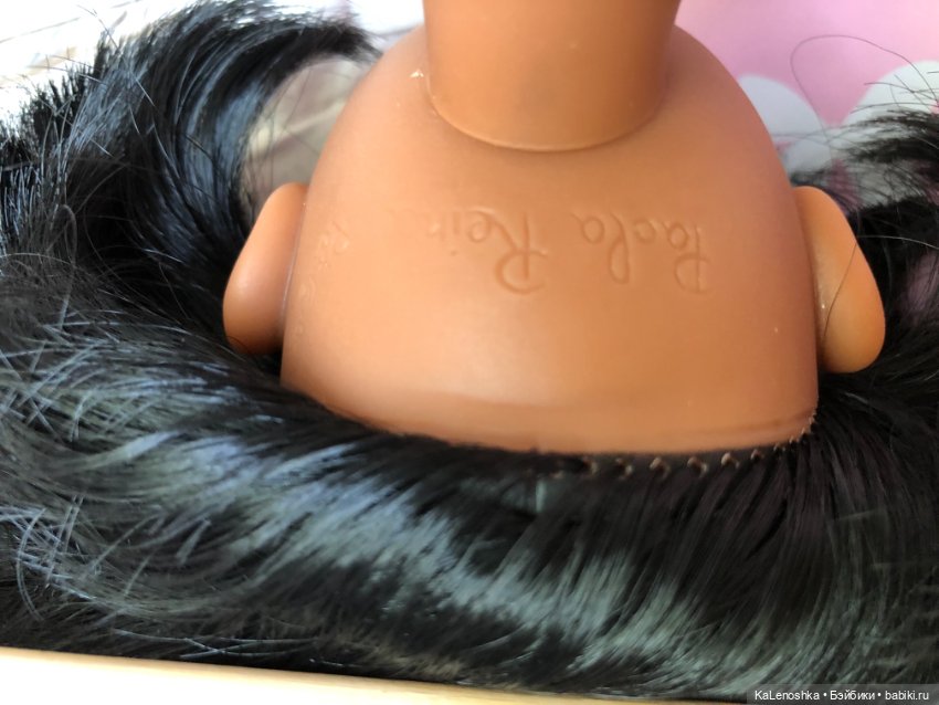 Нора-Карла с прямым пробором, каре, от Паола Рейна(Paola Reina), нюд