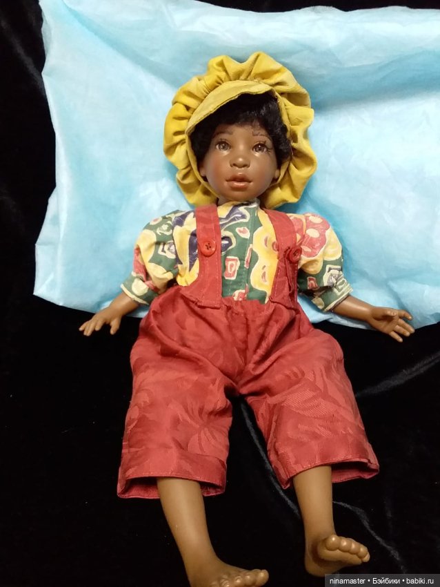 Этнический мальчик La Bambola Испания