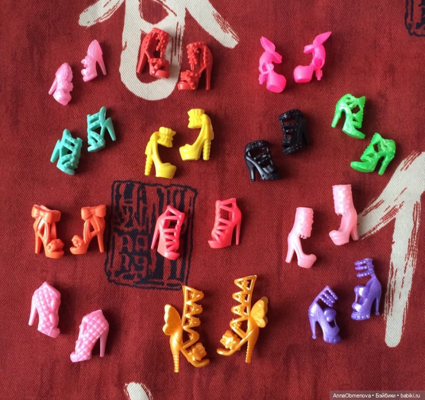 Новая обувь (туфли, босоножки и тд) для Барби (Barbie)