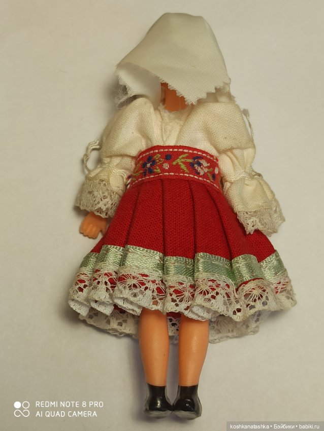 Мини-куколки ARI в национальных костюмах (фото 7)