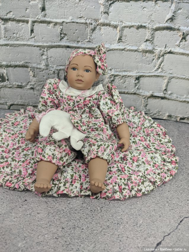 Малышка со слоником от Heidi Ott. 22 см (фото 9)