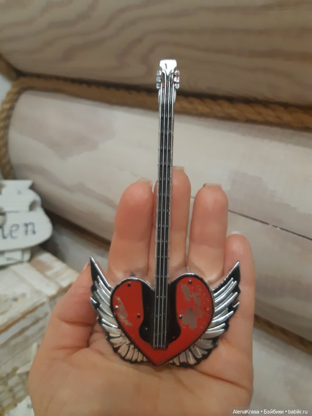 Гитара MGA — Миниатюра для кукол