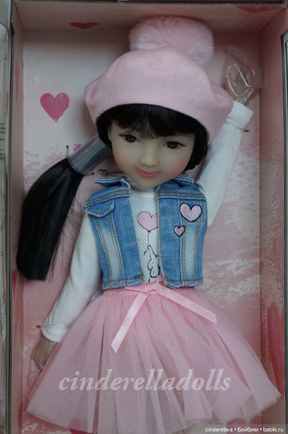 Лила #4 Ruby Red Fashion Friends (фото 3)