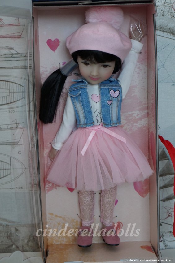 Лила #4 Ruby Red Fashion Friends (фото 2)