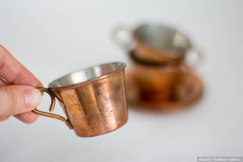 Чашечки и блюдца медная миниатюра № 5 (фото 8)