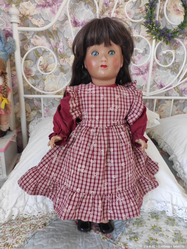 Красивая крупная кукла Hans Volk