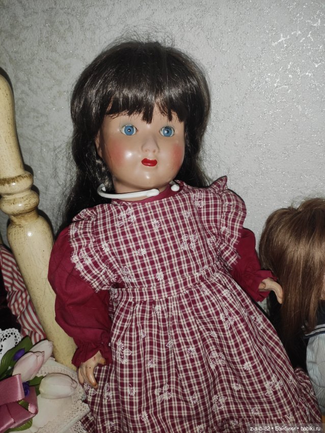 Красивая крупная кукла Hans Volk