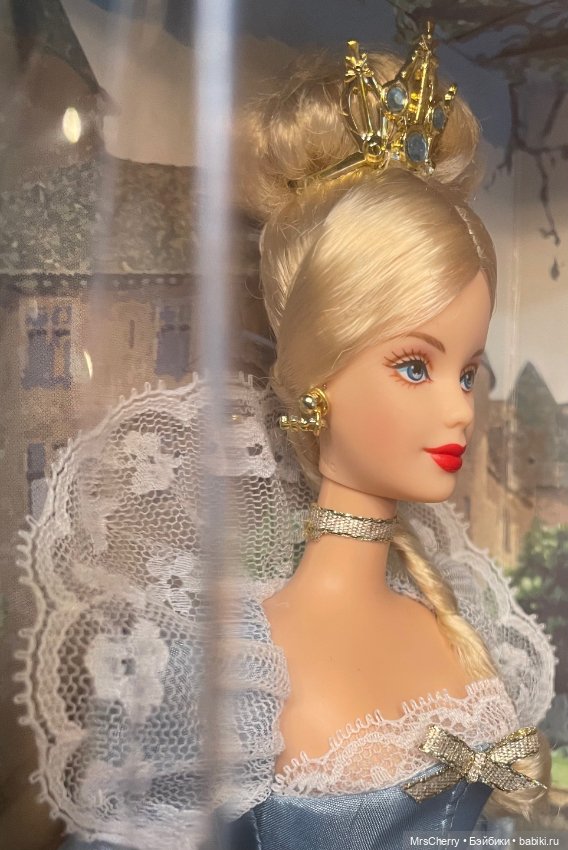 Барби Принцесса Датского двора / Princess Of The Danish Court Barbie (фото 9)