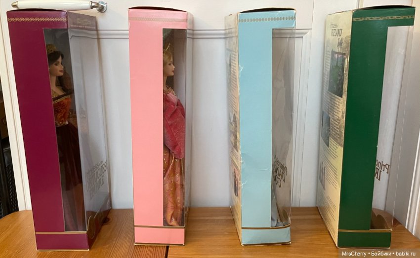 Барби Принцесса Датского двора / Princess Of The Danish Court Barbie (фото 3)