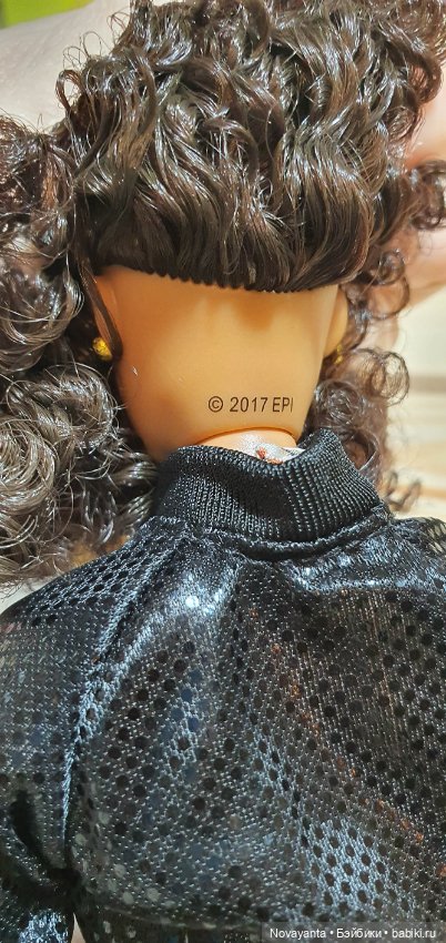 The Fresh Dolls™ African Romper MIA Fashion Doll (фото 5)