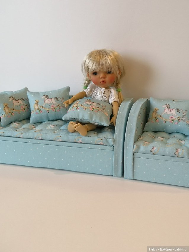 Диван и кресло для кукол 16 см (фото 9)