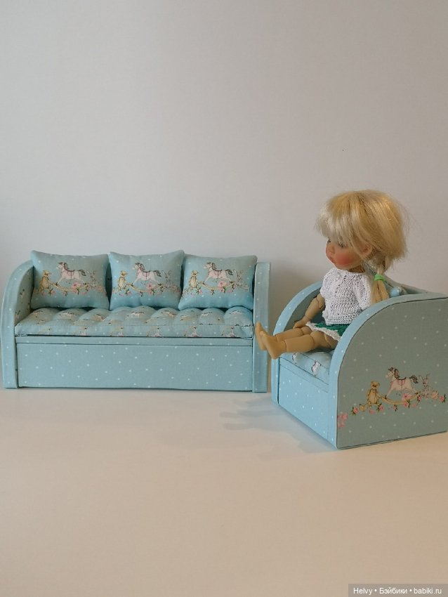 Диван и кресло для кукол 16 см (фото 7)