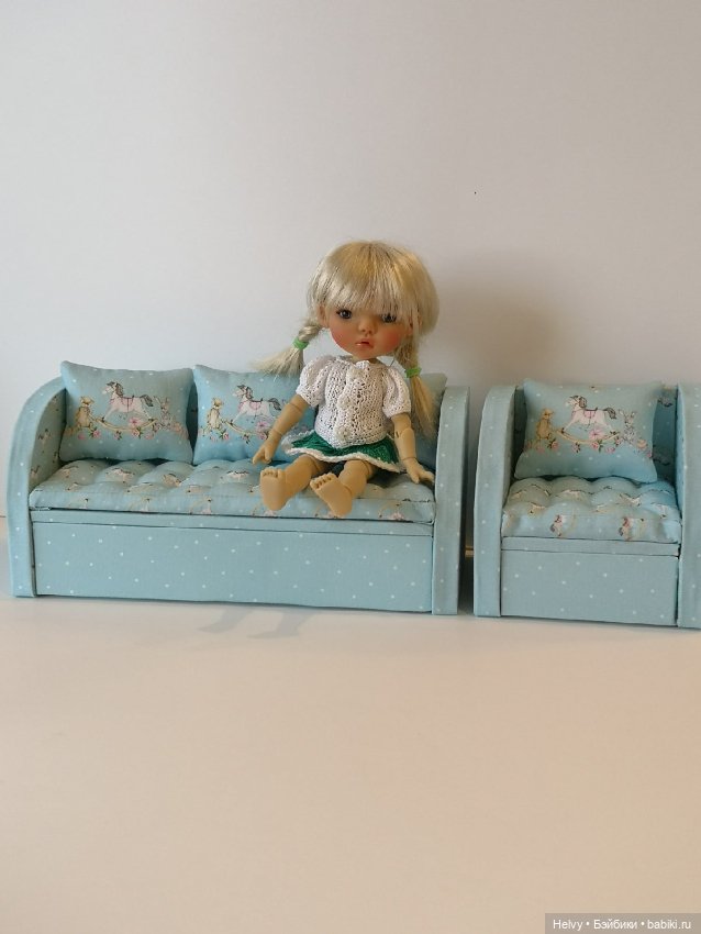 Диван и кресло для кукол 16 см (фото 6)