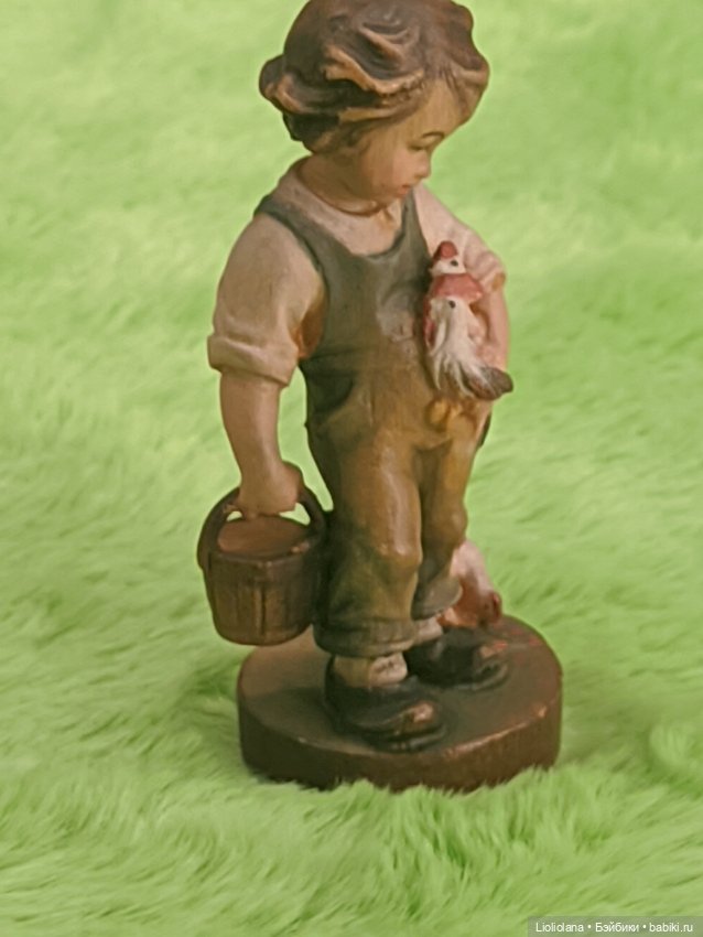 Деревянная статуэтка Мальчик с цыплятами. 7 см (фото 8)