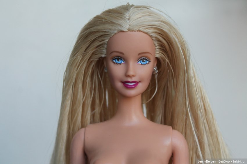 Fashion Designer Barbie 2000 849278