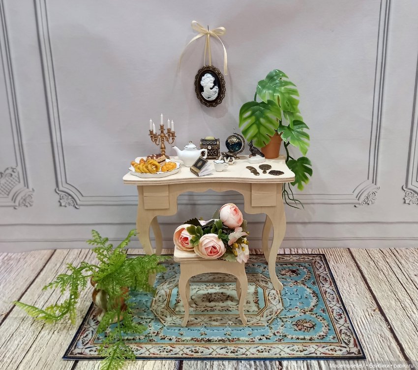 Гребешки и расчески — Миниатюра для кукол