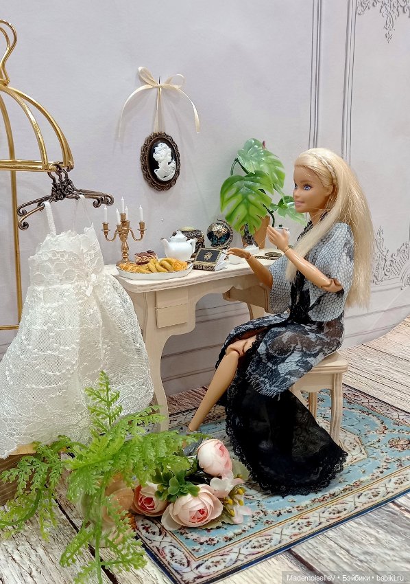 Глобус и бинокль — Кукольная миниатюра и румбокс