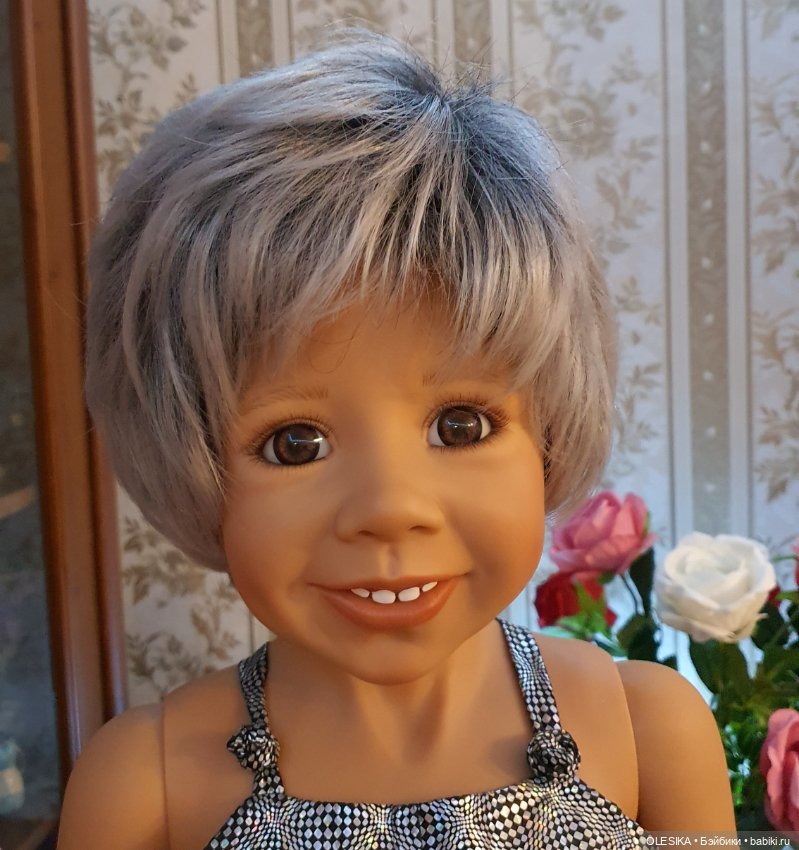 Продается новый парик для больших кукол Моники Левениг (фото 2)