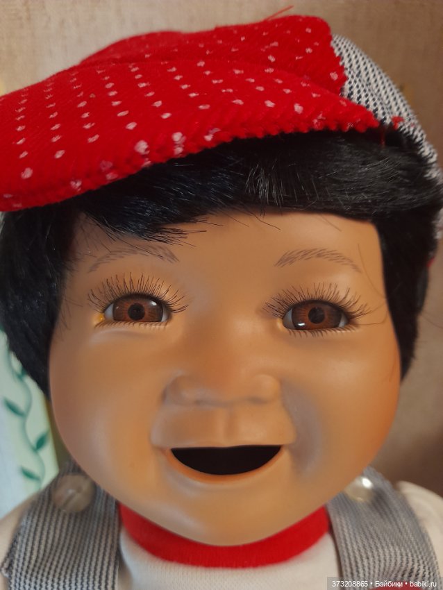 Тайваньский пацан с паровозиком