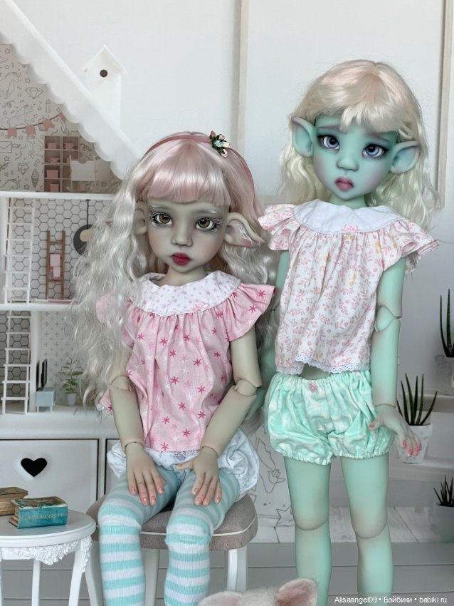 Miki в редком голубом цвете