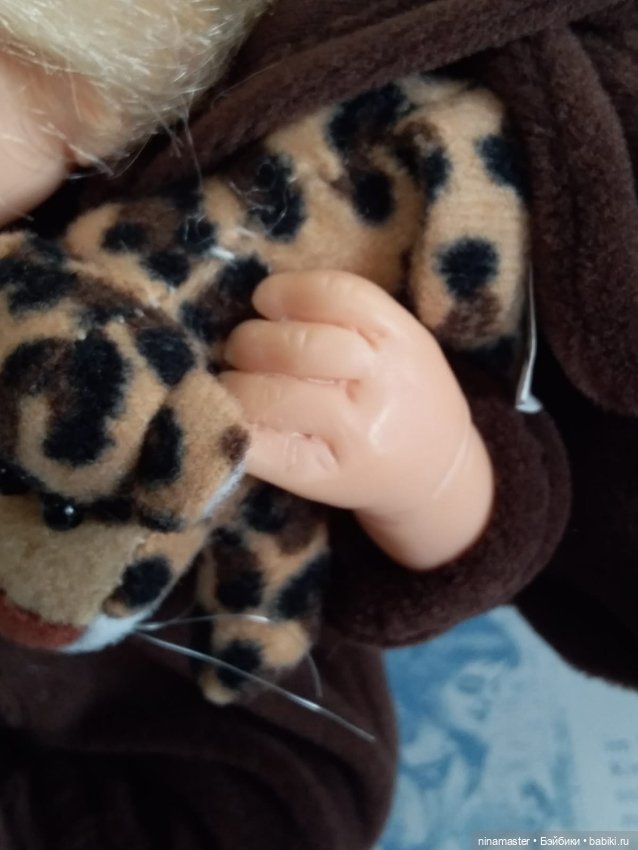 Олененок Томми с ягуаром от Laura Lee Wambach