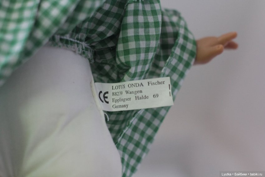 Немецкая кукла Lotus Onda брюнетка в родной одежде 36 см (фото 8)