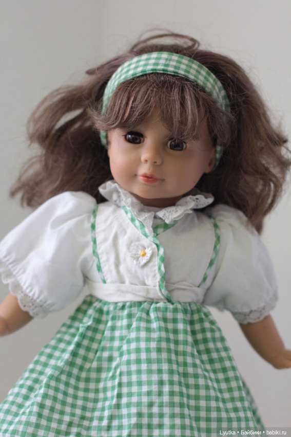 Немецкая кукла Lotus Onda брюнетка в родной одежде 36 см (фото 4)