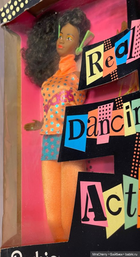 Barbie and the rockers Dee Dee / Диди Барби