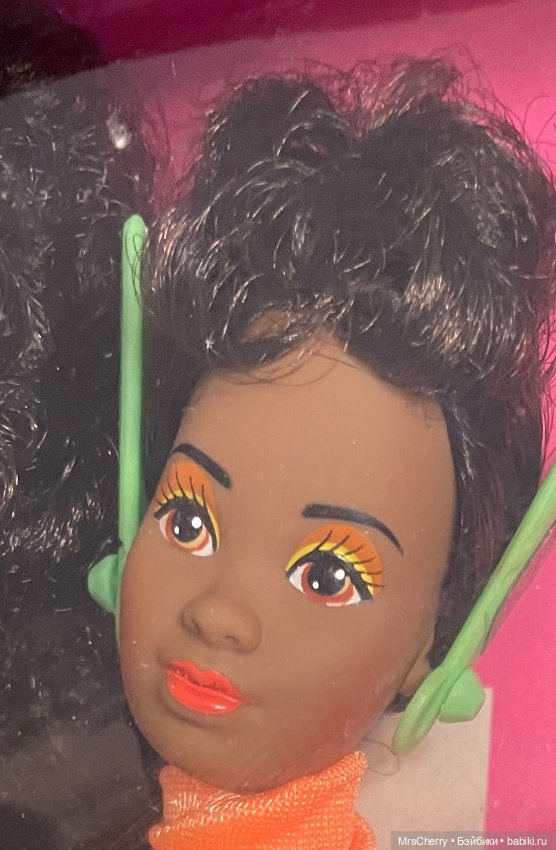 Barbie and the rockers Dee Dee / Диди Барби (фото 10)