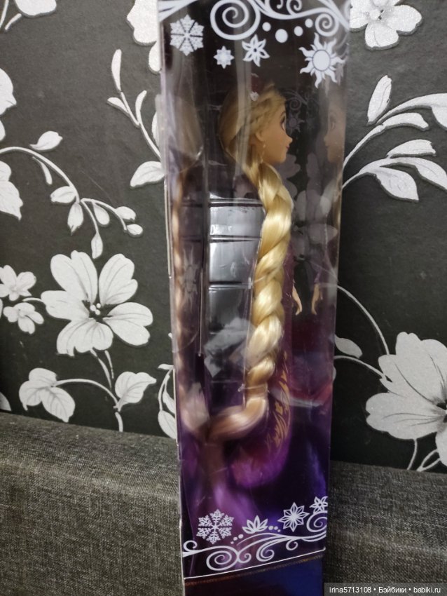 Рапунцель #2 / Rapunzel Holiday 2021 от Disney Store (фото 9)