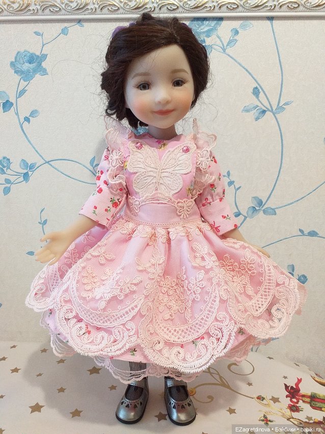 Платье и сарафан для кукол Руби Рэд 37 см Клубничное настроение