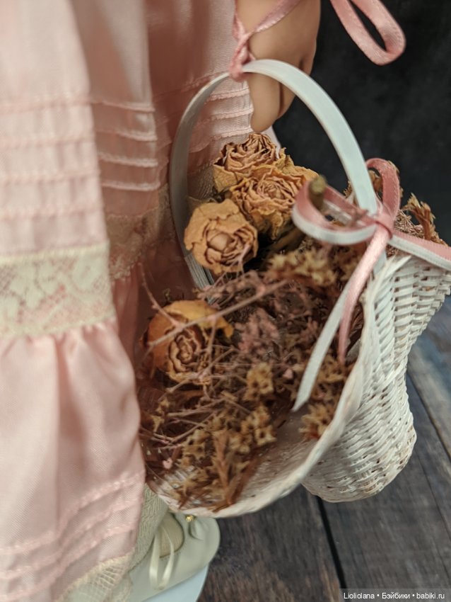 Редкая Синтия от Paulette Aprile