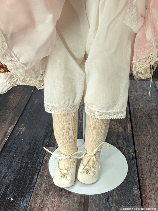 Редкая Синтия от Paulette Aprile