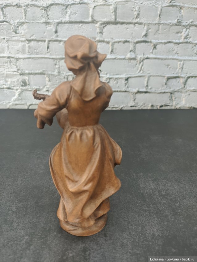 Деревянная статуэтка Девушка с мандолиной от Josef Albl (фото 4)