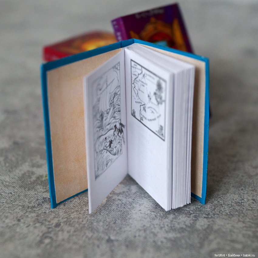 Книги из серии "Хроники Нарнии" в масштабе 1:6 (фото 4)