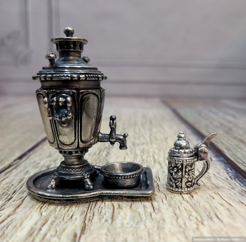 Кружечки с откидной крышкой