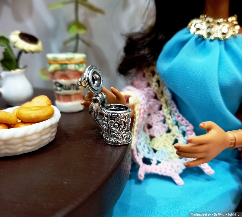 Кружечки с откидной крышкой