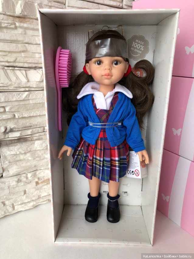 Кэрол школьница с каштановыми волосами и карими глазами от Паола Рейна(Paola Reina) (фото 9)