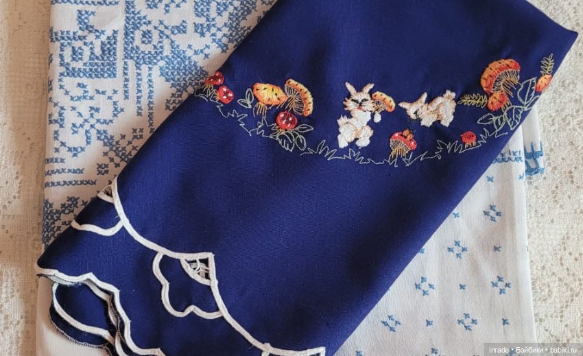 Красивая винтажная скатерть с вышивкой, Германия, 148×125см (фото 8)