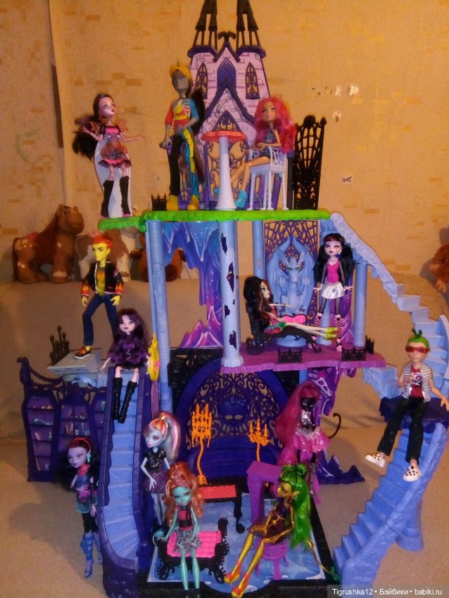 Monster High Дом для кукол Школа Монстров