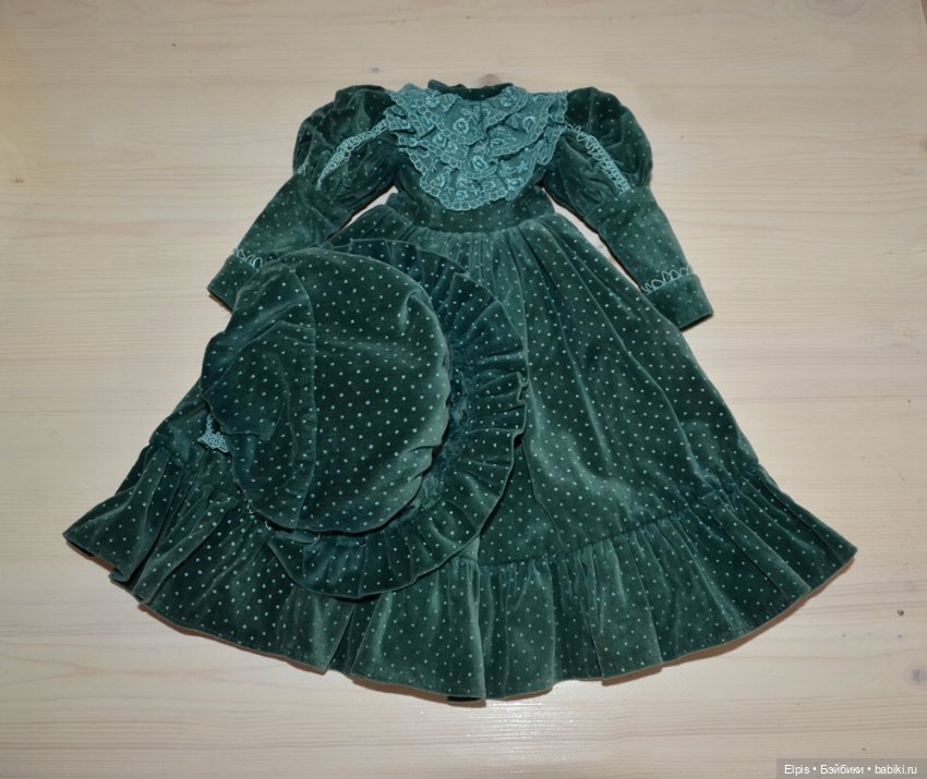 Аутфит для винтажной куклы