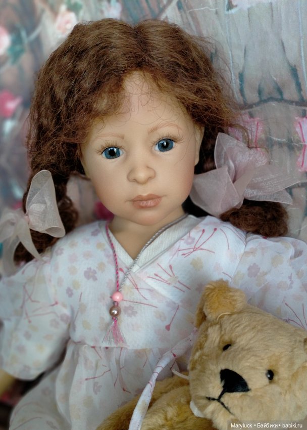 Нежная малышка Аннабель со своим мишкой от Heidi Plusczok
